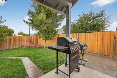 2937 SW Salmon Avenue, Redmond, OR 97756 - Photo 21