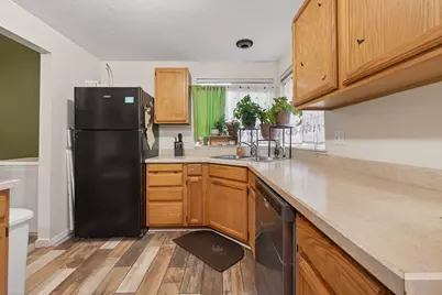 2937 SW Salmon Avenue, Redmond, OR 97756 - Photo 7