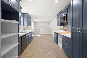 4456 Hwy 238, Jacksonville, OR 97530 - Photo 21