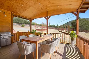 4456 Hwy 238, Jacksonville, OR 97530 - Photo 35