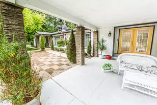 1121 Yeust Rd, Azalea, OR 97410 - Photo 9