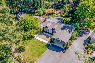 1121 Yeust Rd, Azalea, OR 97410 - Photo 5