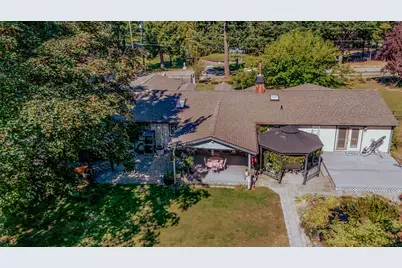 1121 Yeust Road, Azalea, OR 97410 - Photo 7