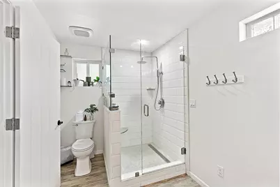 2951 Rogue River Highway, Gold Hill, OR 97525 - Photo 19