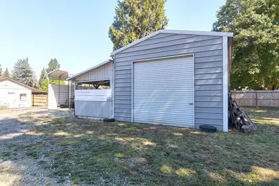 2951 Rogue River Highway, Gold Hill, OR 97525 - Photo 57