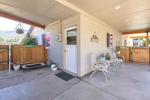 2951 Rogue River Hwy, Gold Hill, OR 97525 - Photo 37