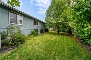 213 Kroner Dr, Grants Pass, OR 97527 - Photo 21