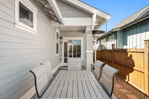 880 NW 19th St, Redmond, OR 97756 - Photo 25