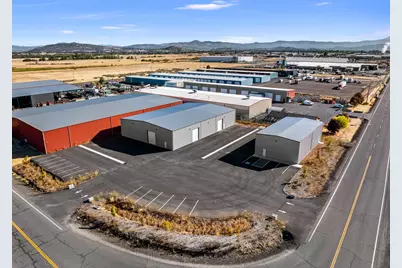 1339 Avenue F, White City, OR 97503 - Photo 1