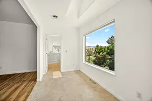 738 Fairway Ct, Ashland, OR 97520 - Photo 31