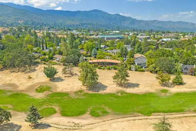 738 Fairway Court, Ashland, OR 97520 - Photo 47