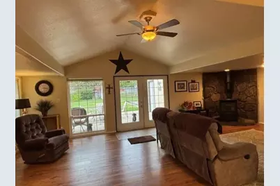 4831 Clinton Avenue, Klamath Falls, OR 97603 - Photo 13