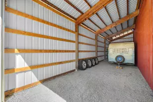 10135 NW Coyner Ave, Redmond, OR 97756 - Photo 49