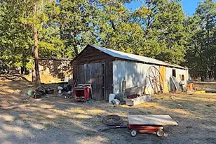 5110 Tunnel Loop Rd, Grants Pass, OR 97526 - Photo 5