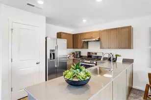 1112 NE Cobblestone Ct, Prineville, OR 97754 - Photo 5