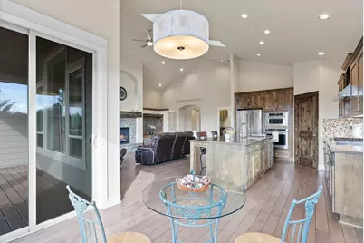 61076 Manhae Loop, Bend, OR 97702 - Photo 23