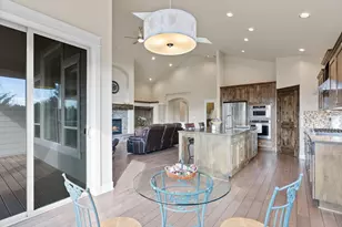 61076 Manhae Loop, Bend, OR 97702 - Photo 23