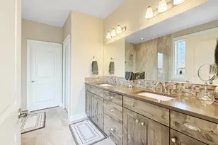 61076 Manhae Loop, Bend, OR 97702 - Photo 29