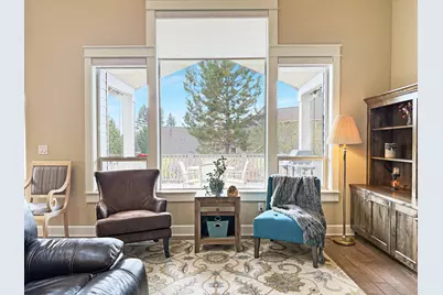 61076 Manhae Loop, Bend, OR 97702 - Photo 15