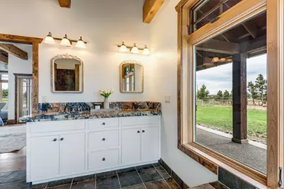 66240 White Rock Loop, Bend, OR 97703 - Photo 25