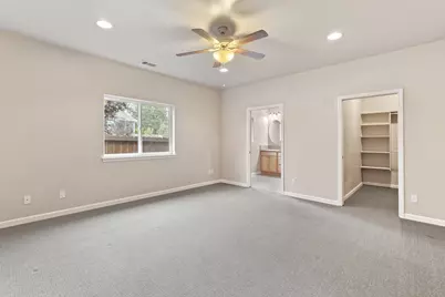 1901 SW G Street, Grants Pass, OR 97526 - Photo 9