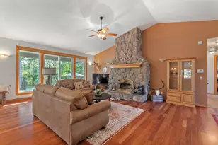 559 Pleasantville Wy, Grants Pass, OR 97526 - Photo 9