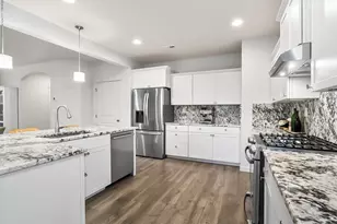 62825 NE Cranbrook Pl, Bend, OR 97701 - Photo 15