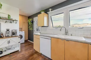 233 SW Ewen St, Prineville, OR 97754 - Photo 17