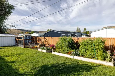 233 SW Ewen Street, Prineville, OR 97754 - Photo 9