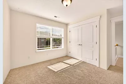 4553 Wolf Run Drive, Medford, OR 97504 - Photo 33