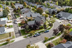 1134 Steamboat Dr, Central Point, OR 97502 - Photo 43