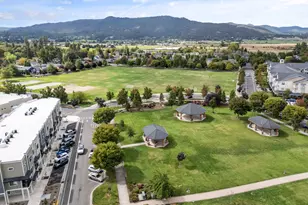 1134 Steamboat Dr, Central Point, OR 97502 - Photo 53