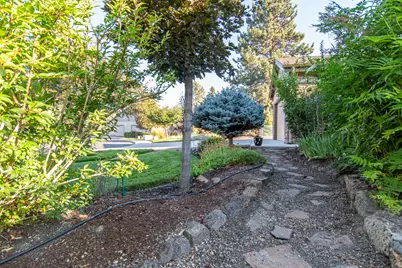 61536 SE Ascha Rose Court, Bend, OR 97702 - Photo 33
