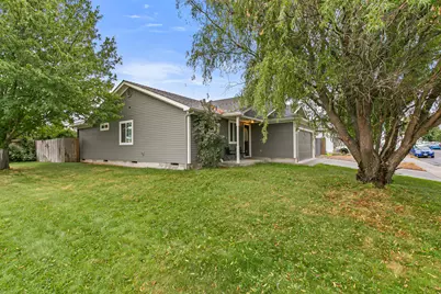 7894 Laura Lane, White City, OR 97503 - Photo 23