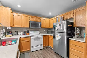 7894 Laura Ln, White City, OR 97503 - Photo 7