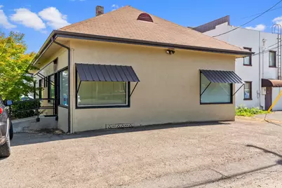 147 N Holly Street, Medford, OR 97501 - Photo 31