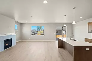 1146 Pumpkin, Eagle Point, OR 97524 - Photo 5