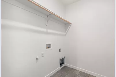 671 Old Waverly Way #21, Eagle Point, OR 97524 - Photo 23