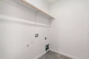 671 Old Waverly Way, Eagle Point, OR 97524 - Photo 23