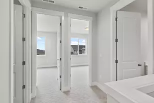 671 Old Waverly Way, Eagle Point, OR 97524 - Photo 19