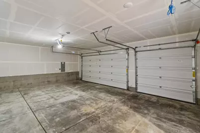 671 Old Waverly Way #21, Eagle Point, OR 97524 - Photo 25