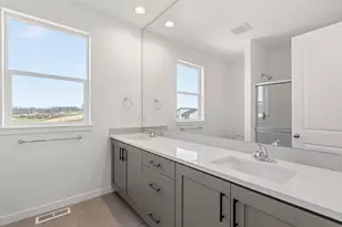 671 Old Waverly Way, Eagle Point, OR 97524 - Photo 17
