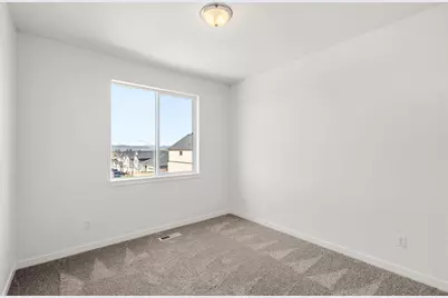 671 Old Waverly Way #21, Eagle Point, OR 97524 - Photo 19