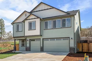 671 Old Waverly Way, Eagle Point, OR 97524 - Photo 3