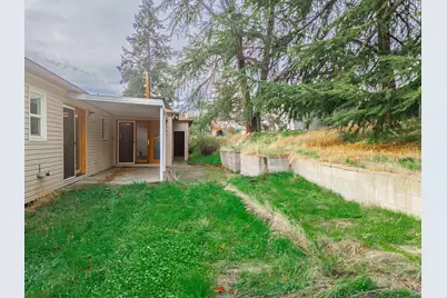 1533 Lenora Drive, Medford, OR 97504 - Photo 33