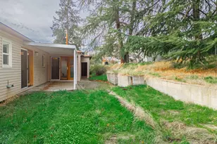 1533 Lenora Dr, Medford, OR 97504 - Photo 33