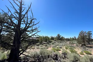 22957 Ghost Tree Ln, Bend, OR 97701 - Photo 1