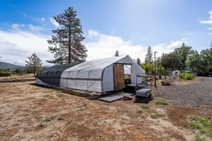 2900 Rogue River Dr, Eagle Point, OR 97524 - Photo 33