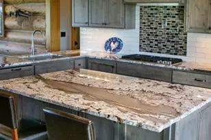 6875 NE 11th St, Redmond, OR 97756 - Photo 29