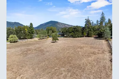 5442 Hugo Road, Grants Pass, OR 97526 - Photo 41